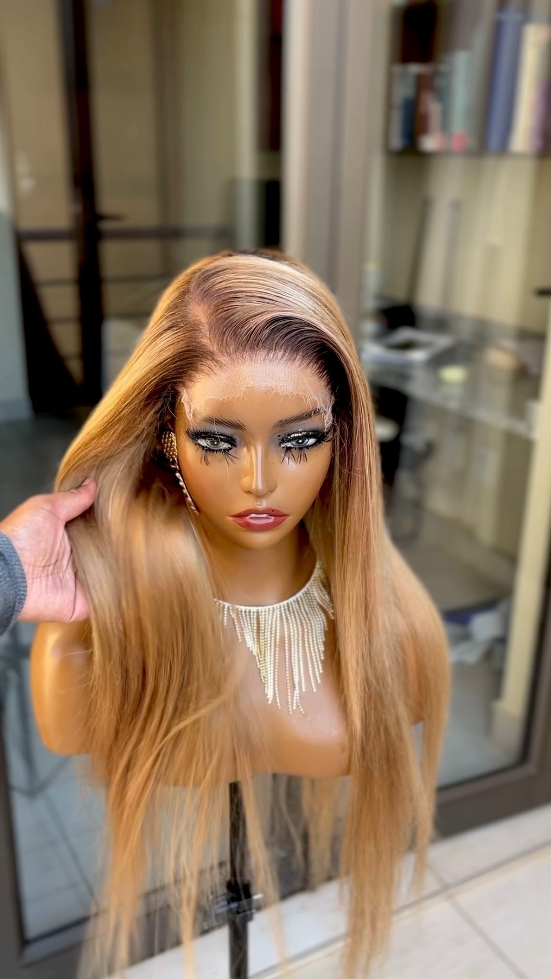 YONCE UNIT (ASH BLONDE)- Glueless raw hd lace wig