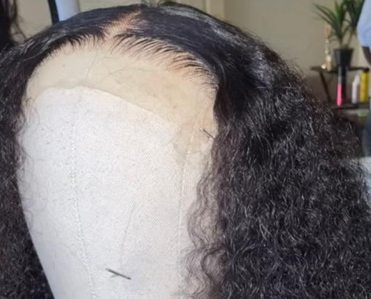TRANSPARENT CLOSURE LACE